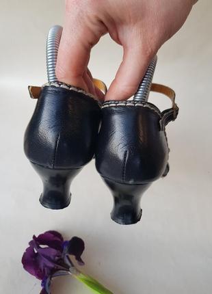 Шикарні якісні туфлі босоніжки на фігурних підборах lst6 фото