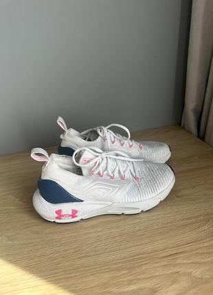 Кросівки under armour