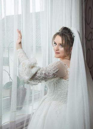 Весільна сукня
