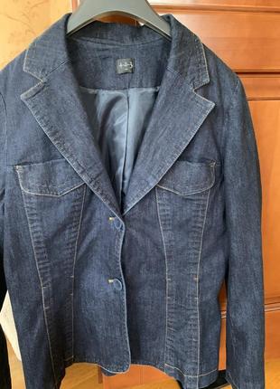 Джинсовый женский пиджак