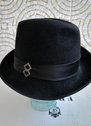 Капелюх жіночий з асиметричними полями з гарного якісного фетру