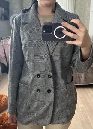 Продам женский пиджак