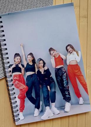 Скетчбук итзи itzy