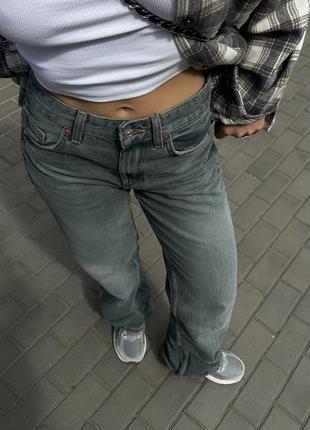 Серые прямые джинсы wide leg zara новая коллекция