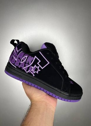 Кроссовки в стиле dc shoes