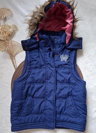 Жилетка на девочку на 4- 5 лет 110 гг.