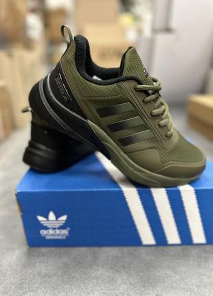 Зимові термо кросівки adidas