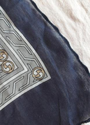 Платок цветочный