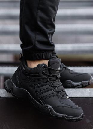 Кросівки adidas terrex swift r2 mid gore-tex чорні жіночі / чоловічі