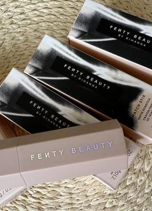 Скульптор fenty beauty (01 amber)