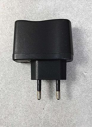 Заряднее устройство б/у сетевой адаптер usb