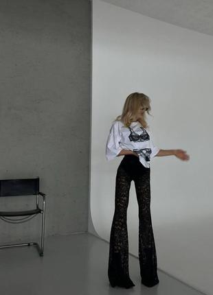 Стильные женские полупрозрачные ажурные брюки клеш из гипюра3 фото