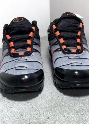 Нереаоьні nike air max plus tn5 фото