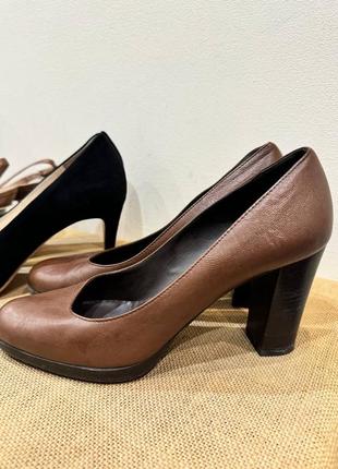 Bally класичне взуття