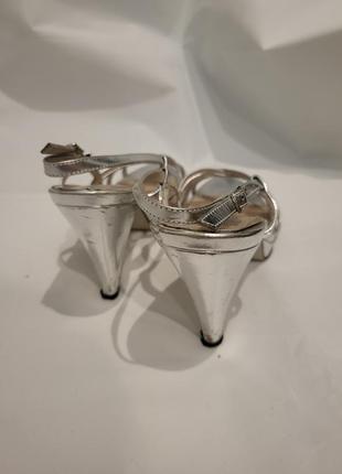 Винтажные босоножки кожаные madeleine