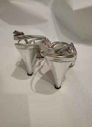 Винтажные босоножки кожаные madeleine