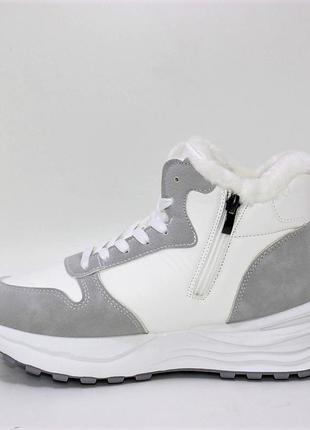 Жіночі теплі зимові біло-сірі кросівки на шнурівці білий7 фото