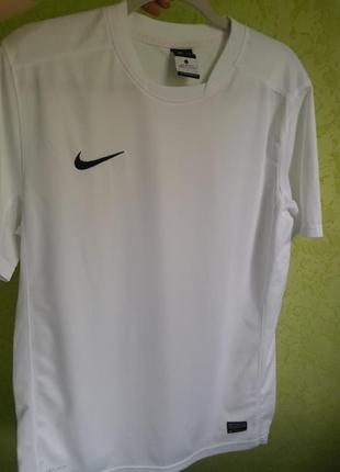 Футболка nike l