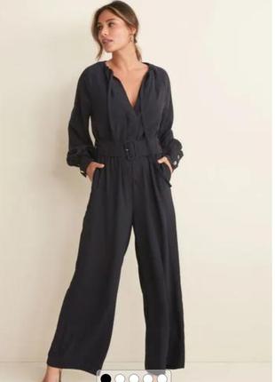 Темно-синий креповый комбинезон с завязкой на шее