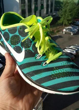 Жіночі кросівки nike free tr 5 .0