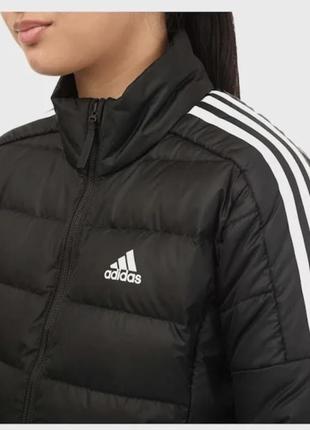 Жіноча куртка від adidas5 фото