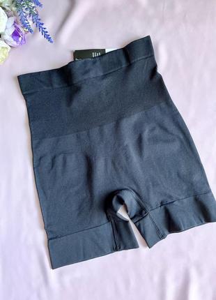 Утягуючі, корегуючі шортики від esmara