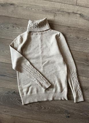 Жіночий теплий светр гольф водолазка