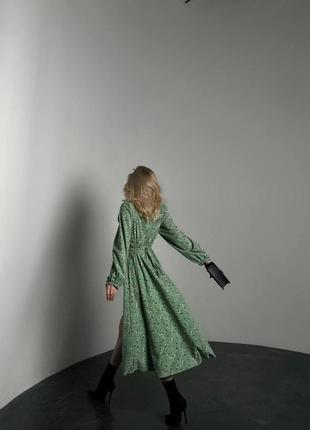 Роскошное женское легкое длинное платье миди в цветочный принт4 фото