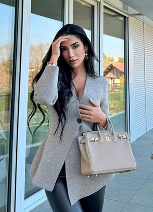 Шерстяний трикотажний блейзер zara