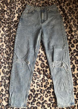 Женские джинсы