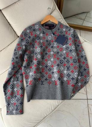 Сірий светр в стилі louis vuitton