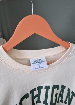 Свитшот лонгслив укороченный натуральный michigan primark back to school3 фото