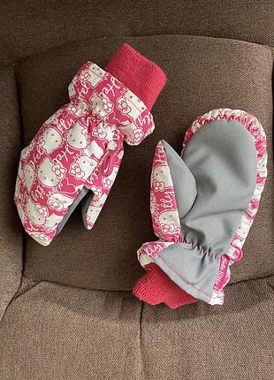 Рукавички hello kitty на 2-3роки 9