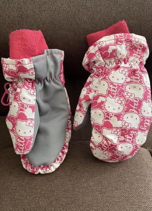 Рукавички hello kitty на 2-3роки 10