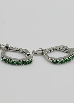 Серебряные серьги с фианитами