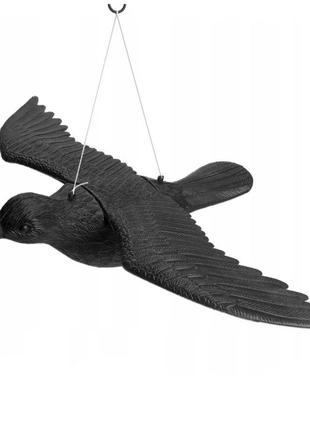 Ворон для отпугивания птиц с крыльями