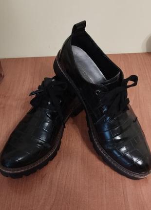 Туфлі лофери