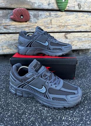 Кросівки nike zoom vomero 5 (dark gray)