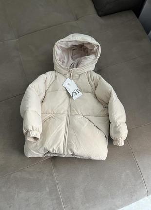 Зимова курточка zara