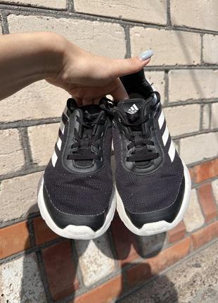 Кросівки adidas