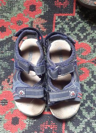 Босоніжки, босоножки