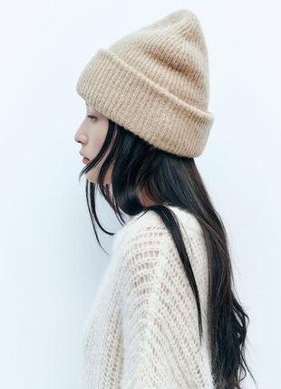 Бежевая мягкая вязаная шапка бини zara женская шерстяная теплая шапка зара
