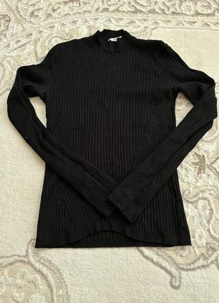 Гольф чорний