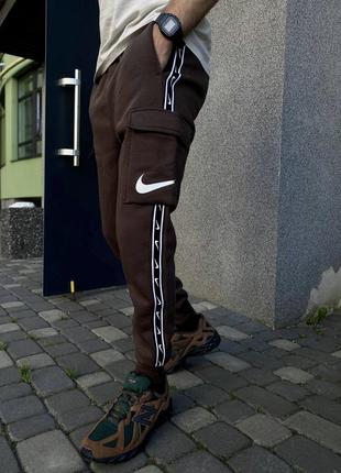 Спортивні штани nike