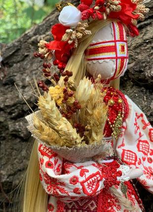 Невероятная золотоволосая кукла-мотанка