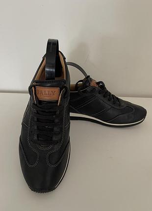 Кожаные кроссовки бренд bally