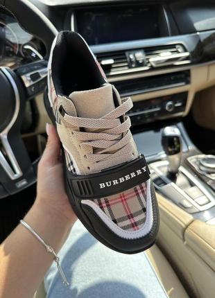 Кроссовки burberry женские