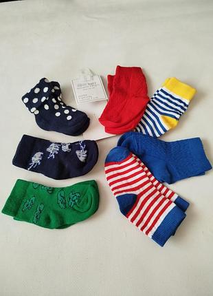 Next. носочки на 3-6 місяців.