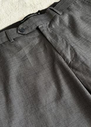 Серые брюки2 фото