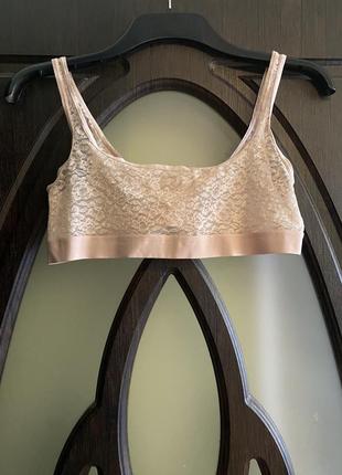 Шикарный, с кружевом, топ, бра, в нежно кремовом, цвете, без косточек, от дорогого бренда: h&amp;m 🫶